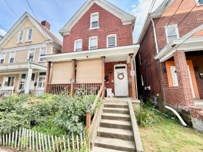 Property Photo: 427 2nd St 3 PA 15140