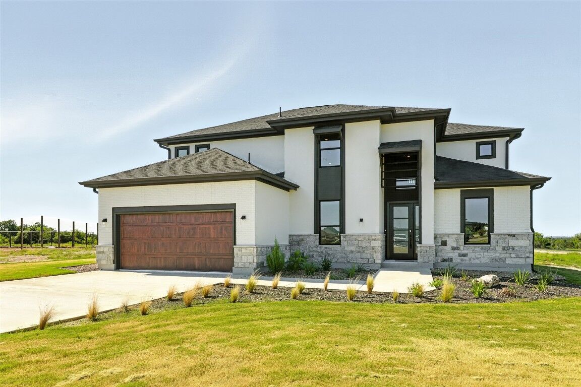 Property Photo: 101 Fall Drive TX 78633