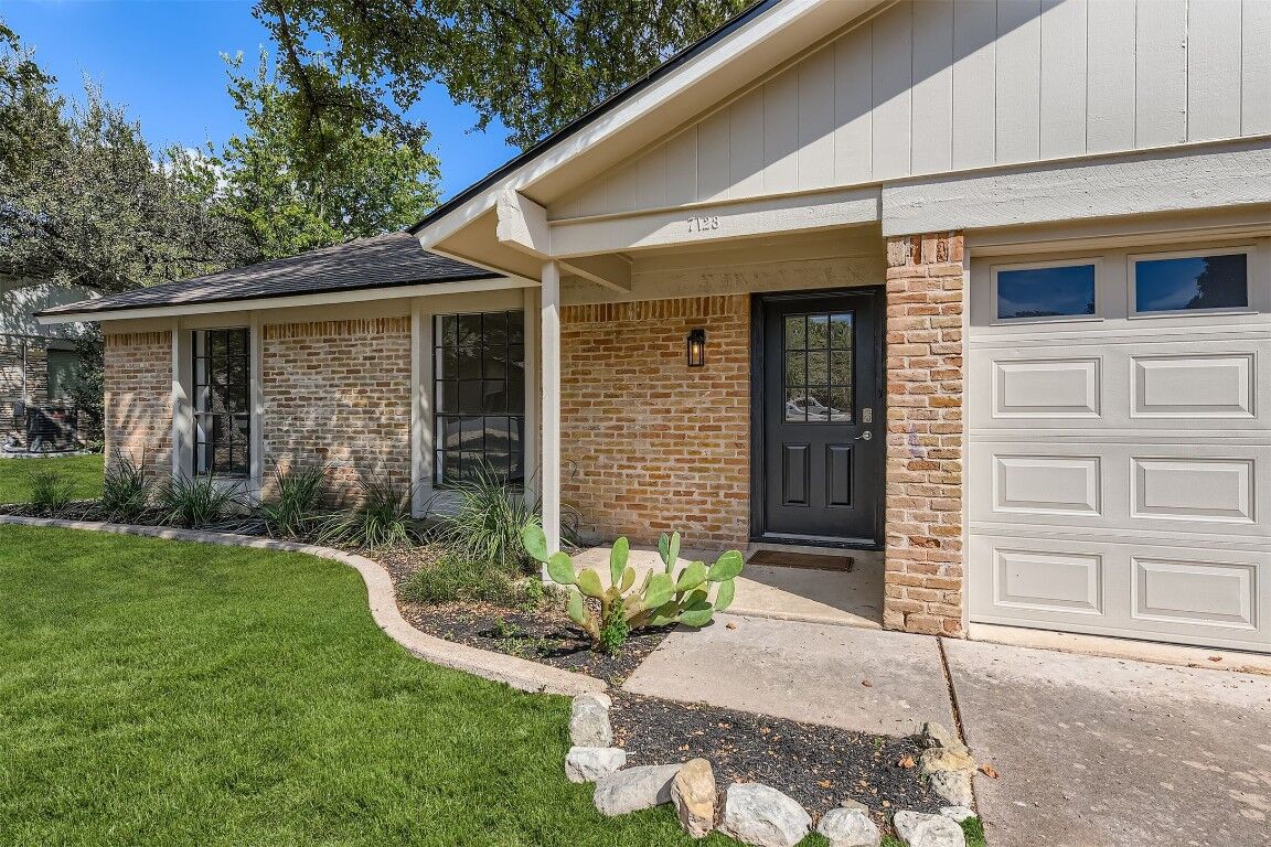 Property Photo:  7128 S Brook Drive  TX 78736 
