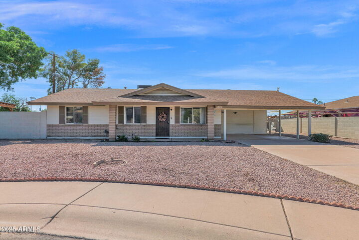 1215 E Geneva Drive  Tempe AZ 85282 photo