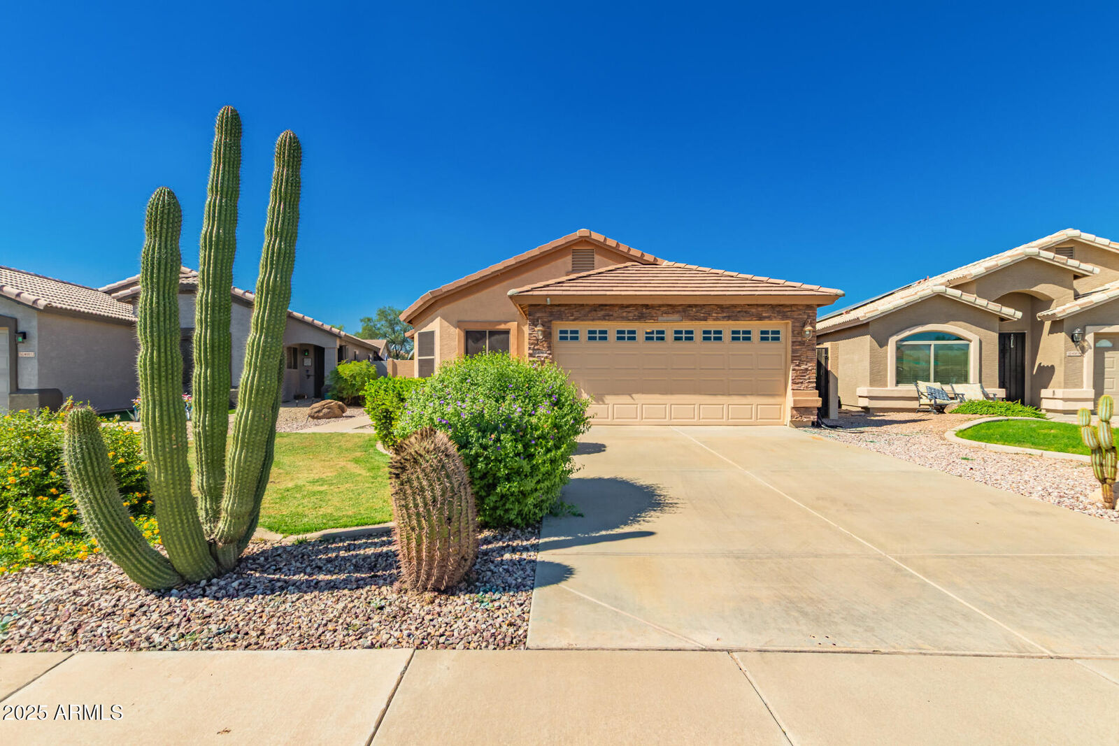 Property Photo:  40864 N Cambria Lane  AZ 85140 
