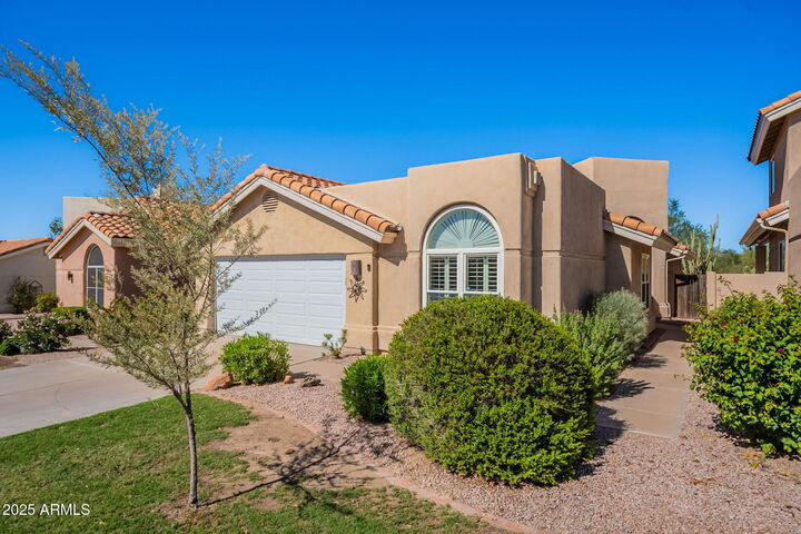 Property Photo: 6546 E Sugarloaf Street AZ 85215