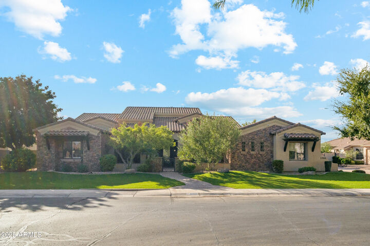 Property Photo: 5900 S Gemstone Drive AZ 85249