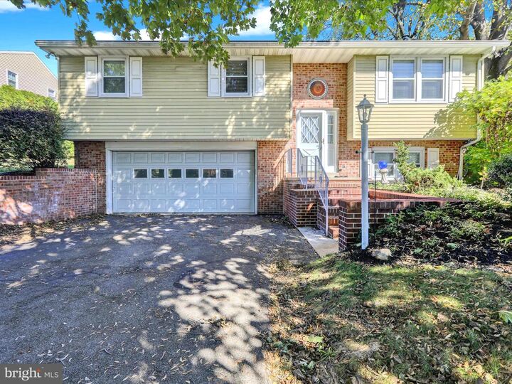 4001 Circle Avenue  Reading PA 19606 photo