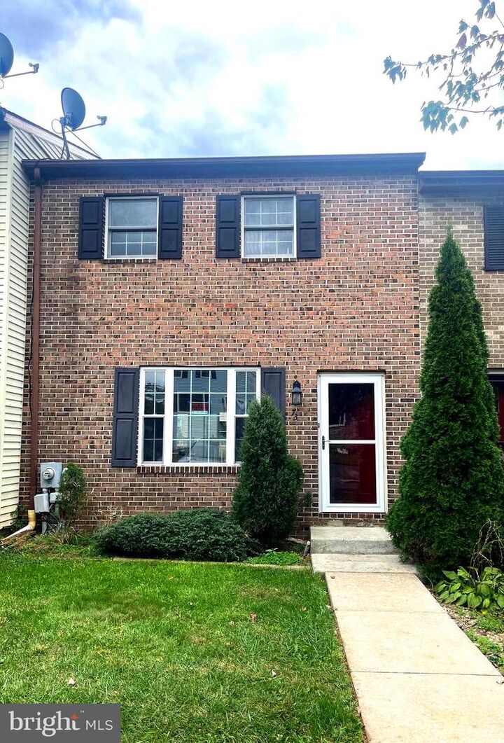 73 Rose Of Sharon Drive  Etters PA 17319 photo