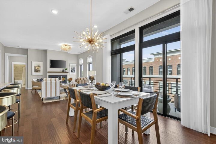 Property Photo: 3 Stationmaster Street SE 402 VA 20175
