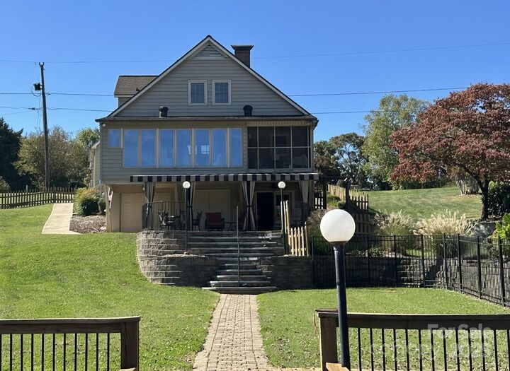 Property Photo: 4202 6th Street NW NC 28601