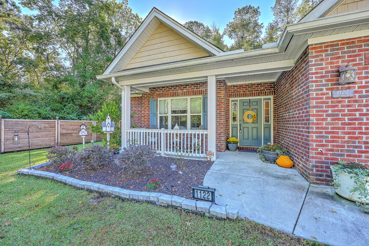 Property Photo: 1122 Langdoc Street SC 29461