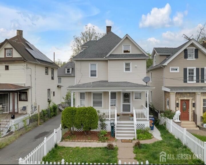 752 W Front Street  Plainfield NJ 07060 photo