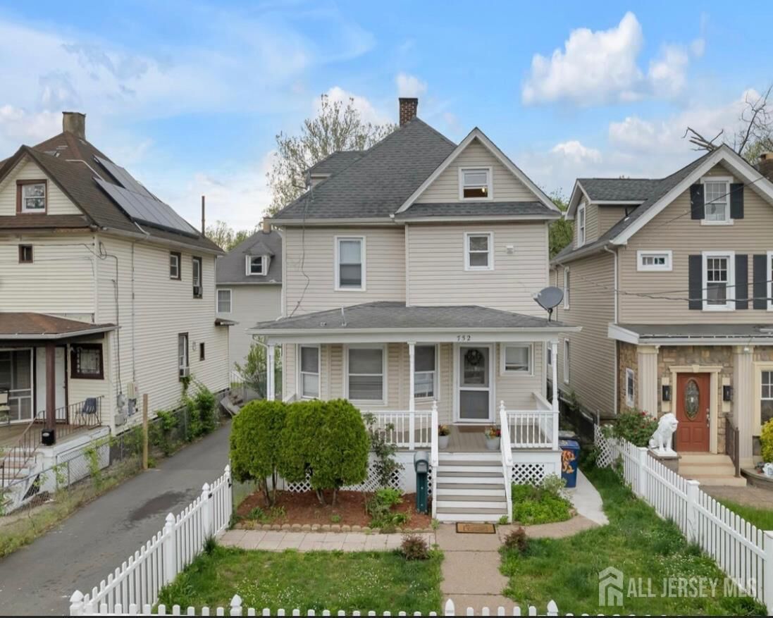 Property Photo: 752 W Front Street NJ 07060