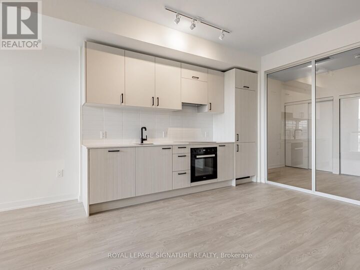 Property Photo:  1 Kyle Lowry Road 513  ON M3C 0S6