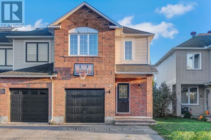 29 Calaveras Avenue  Ottawa ON K2J 4Z8 photo