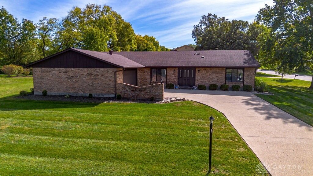 Property Photo: 508 Peachcreek Road OH 45458