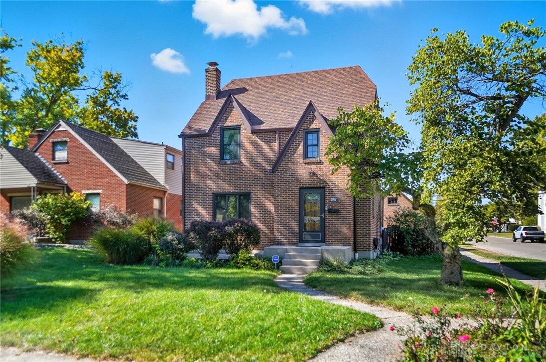 Property Photo: 2701 Aerial Avenue OH 45419