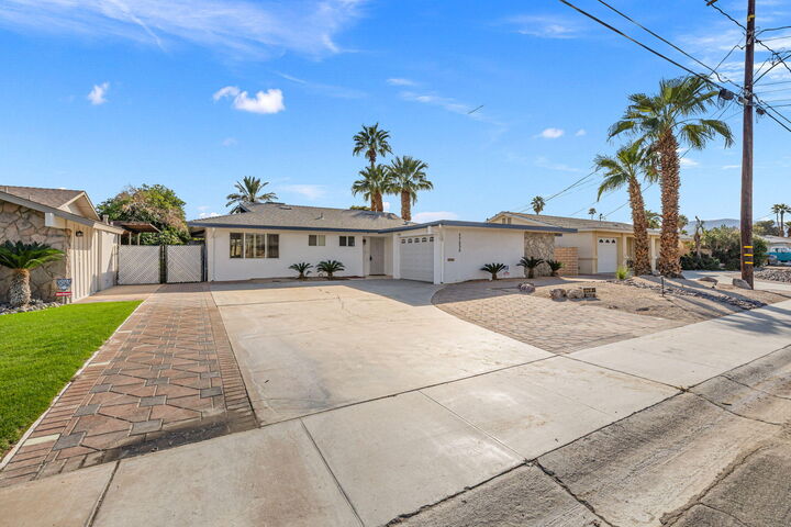 Property Photo: 77235 Minnesota Avenue CA 92211