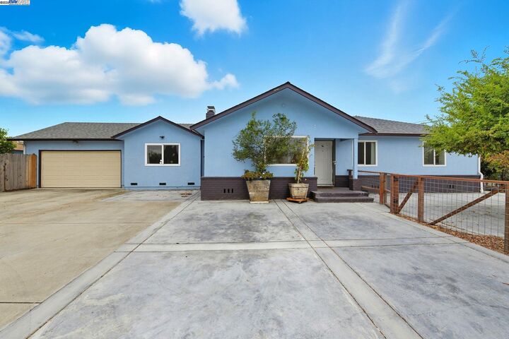 36701 Olive Street  Newark CA 94560 photo