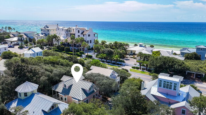 Property Photo: 29 Rosewalk Alley FL 32459