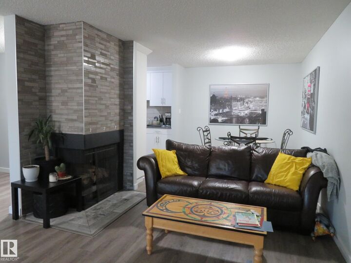 Property Photo: 1894 111A Street NW AB T6J 4T7