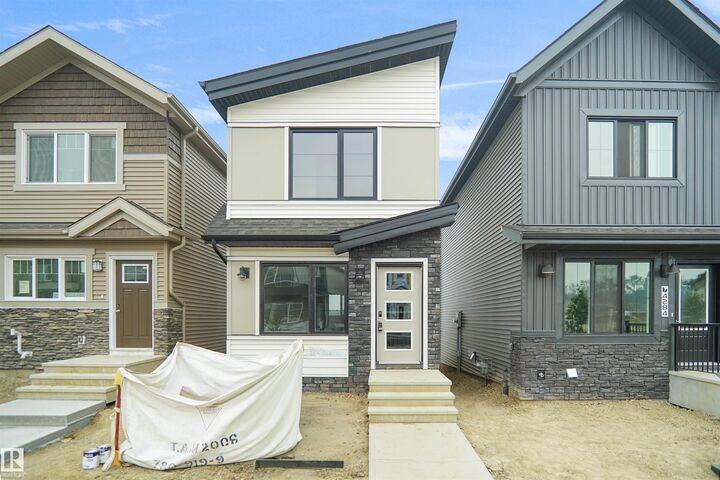 Property Photo: 4296 Kinglet Drive NW AB T5S 0T1