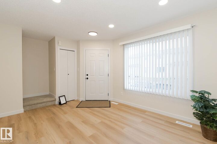 Property Photo:  610 King Street 1305  AB T7X 4J9 