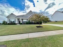 Property Photo: 2216 Blackberry Court GA 30656