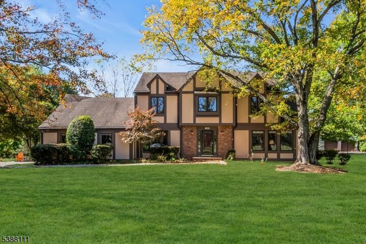 1053 Hillcrest Dr  Branchburg Twp. NJ 08853 photo