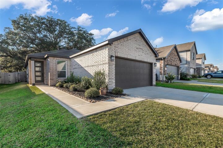Property Photo: 22231 Hawberry Blossom Lane TX 77377