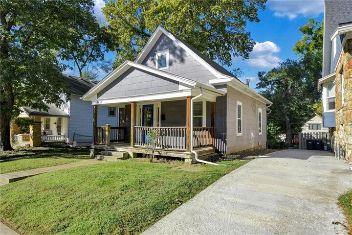 Property Photo:  4460 Francis Street  KS 66103