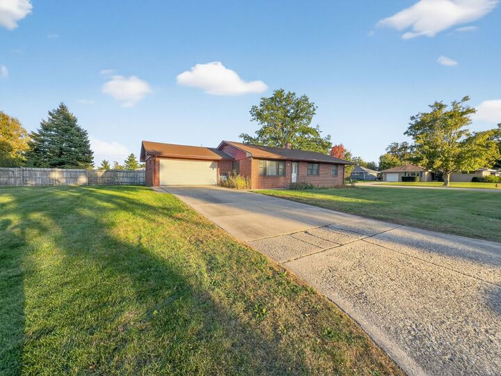 Property Photo:  1718 S 5th Street  IA 50158