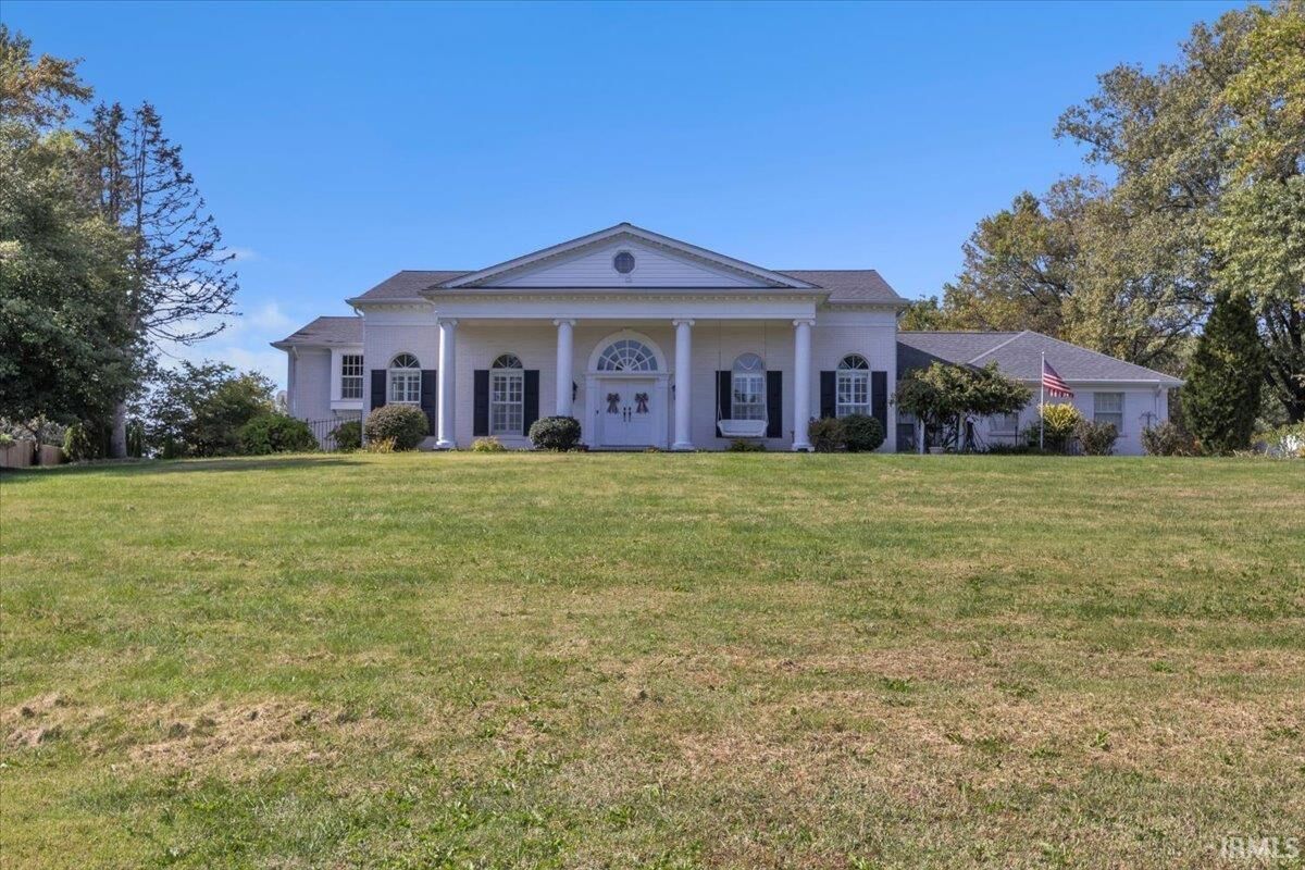 Property Photo:  1711 Old Plank Road  IN 47630 