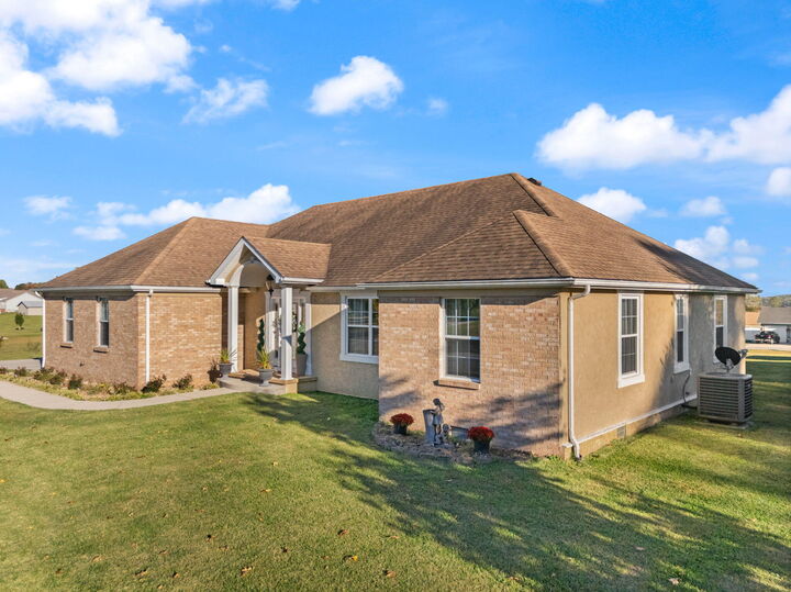 Property Photo: 310 Manchester Lane KY 40409