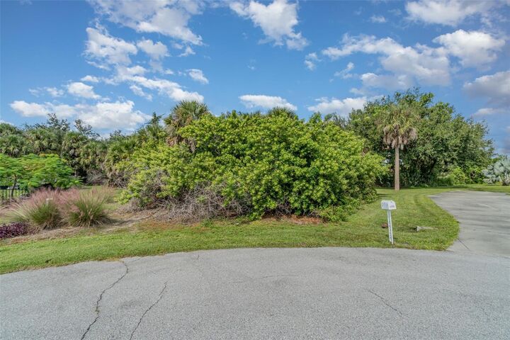 Property Photo:  254 Spring Drive  FL 33947 