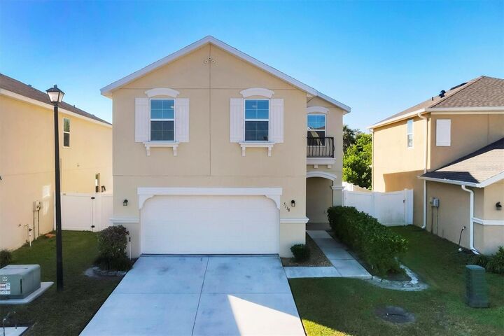 Property Photo: 5118 San Palermo Drive FL 34208