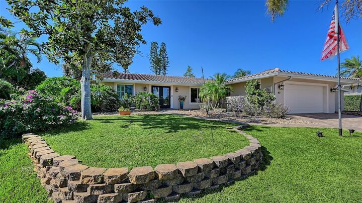 Property Photo: 407 Bellini Circle FL 34275
