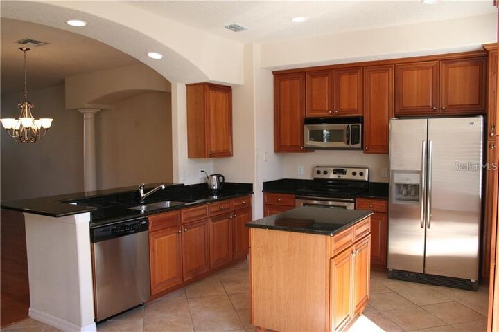 Property Photo: 1438 Chatfield Place FL 32814