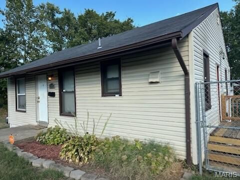 Property Photo: 208 Coppinger Drive MO 63135
