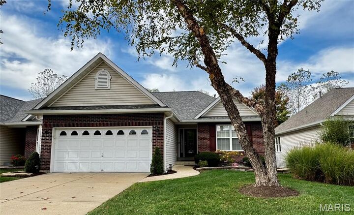 421 Dames Park Drive  O'Fallon MO 63366 photo