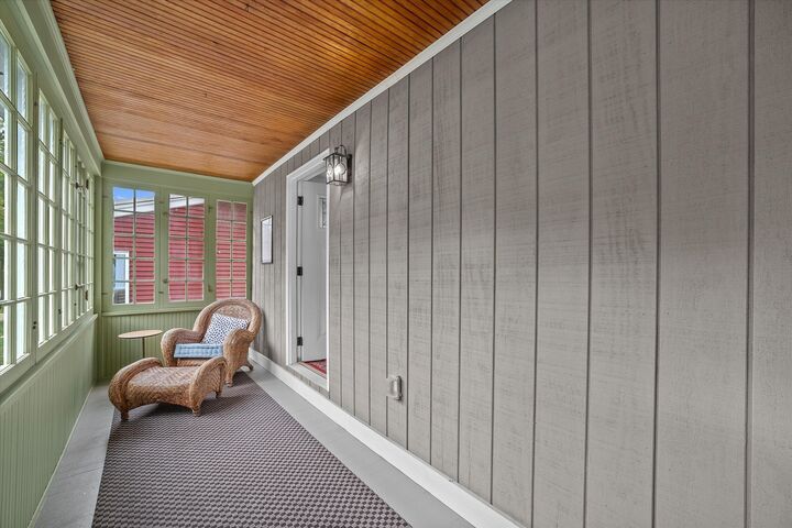 Property Photo:  6650 Hillside Ln  WI 53213