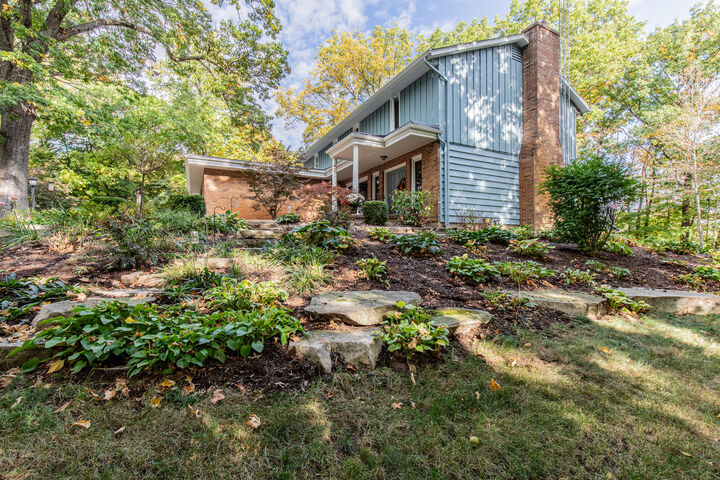 Property Photo: 2555 Ridgefield Road IL 61356