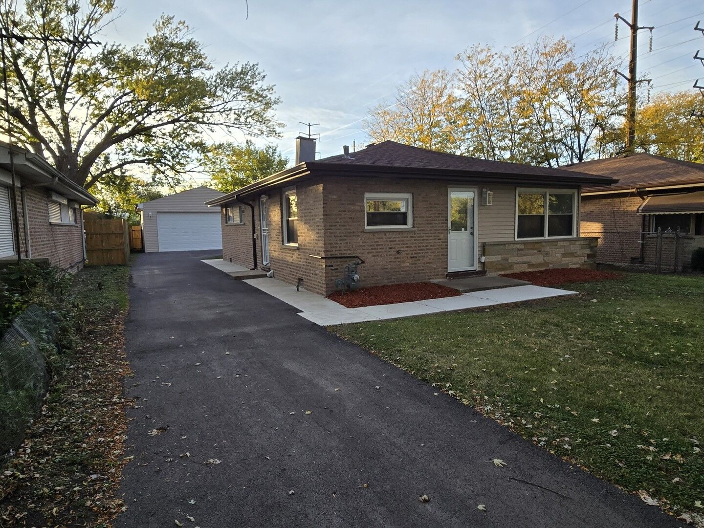 Property Photo: 16118 Paulina Street IL 60428