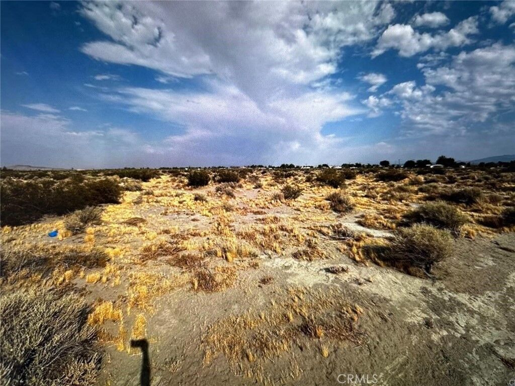 Property Photo: 5 Saint Anthony CA 92301