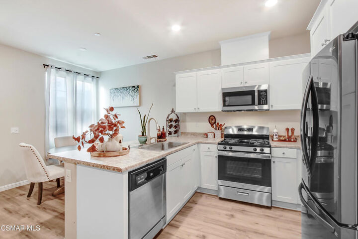 Property Photo: 30485 Uniontown Way CA 92584