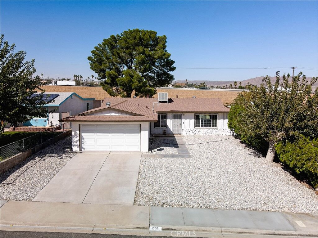 Property Photo: 1305 Piute Street CA 92311