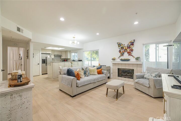 Property Photo: 4561 Warner Ave 101 CA 92649