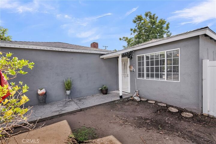 Property Photo: 604 E Ash Street CA 92821