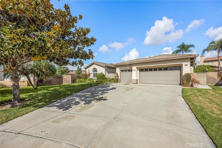 Property Photo: 7101 Tawny Owl Court CA 92880