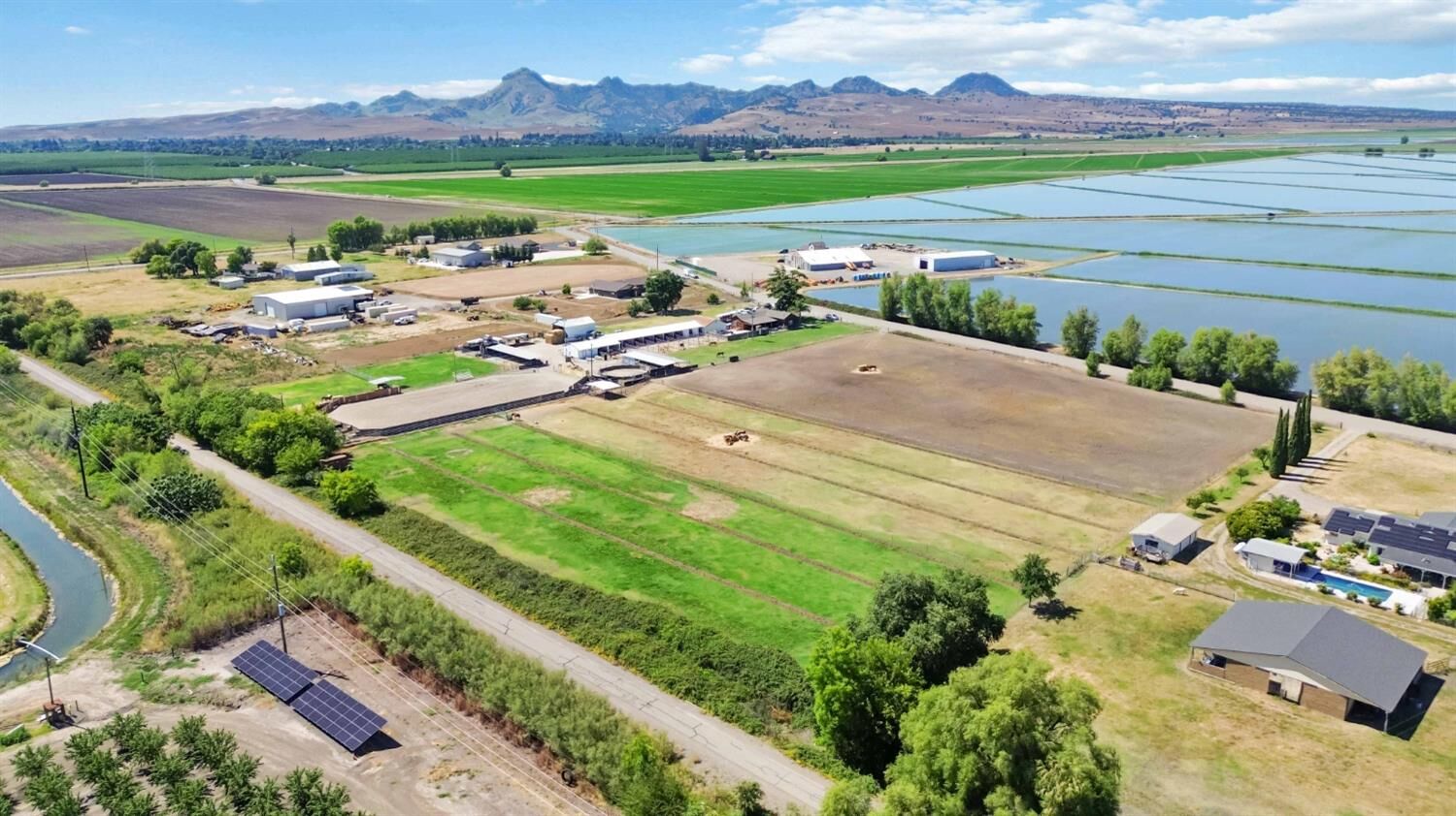 Property Photo:  5576 S Butte Road  CA 95993 