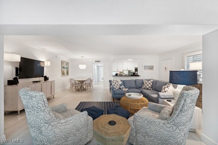 Property Photo: 222 Harbour Drive 312 FL 34103