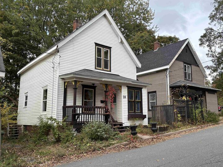28 Alexander Street  New Glasgow NS B2H 2S3 photo