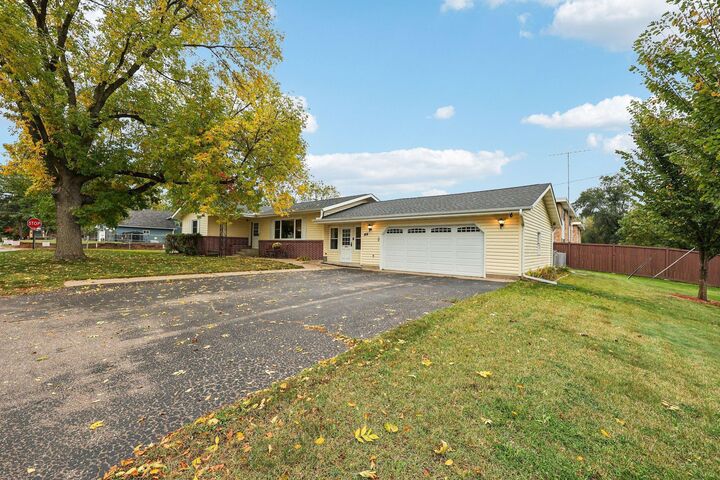 808 Michaelson Street N  North Hudson WI 54016 photo